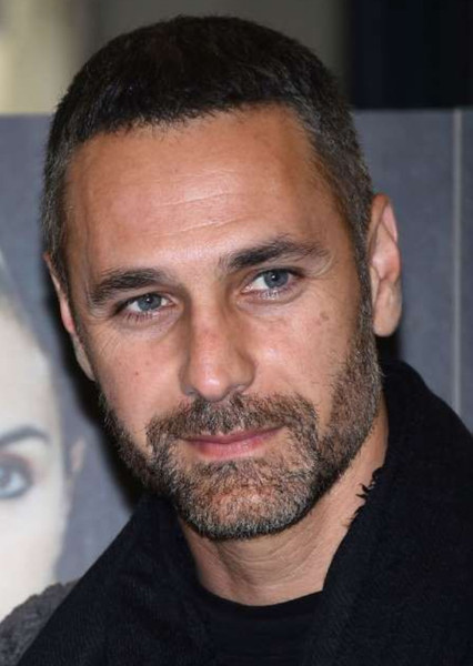Raoul Bova photo