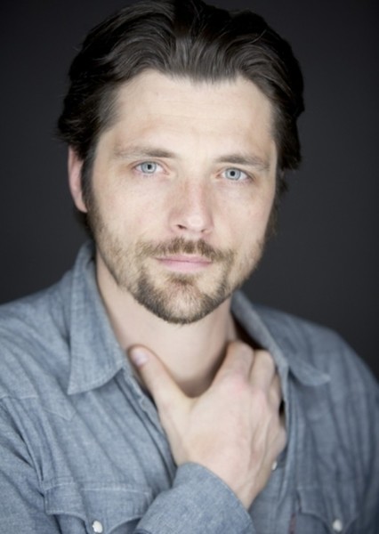 Raphael Personnaz photo