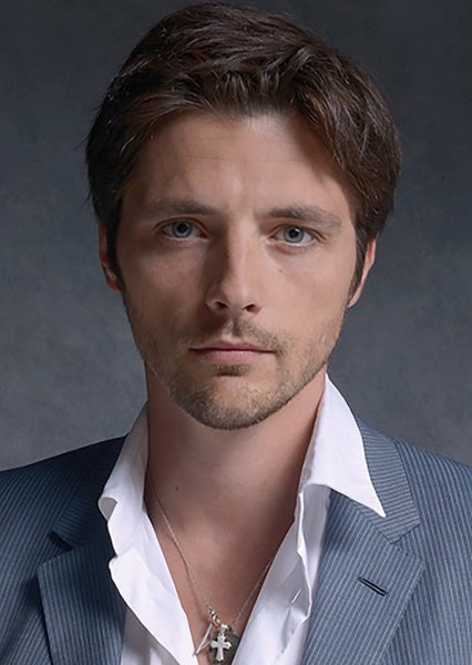 Raphael Personnaz photo