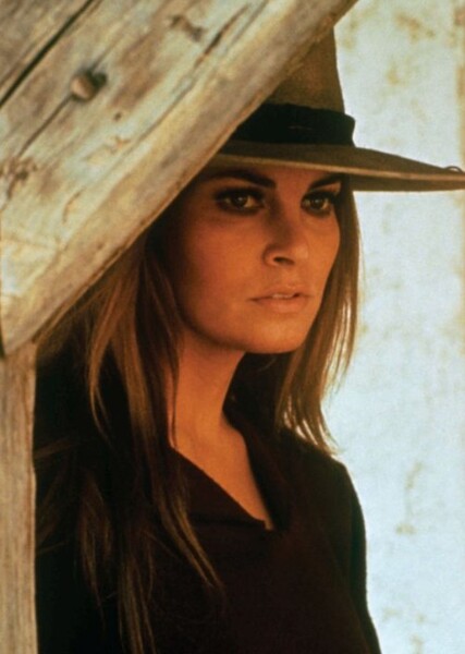 Raquel Welch photo