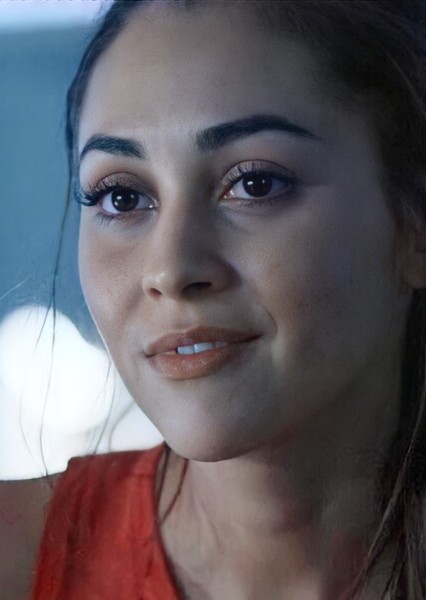 Raven Reyes photo