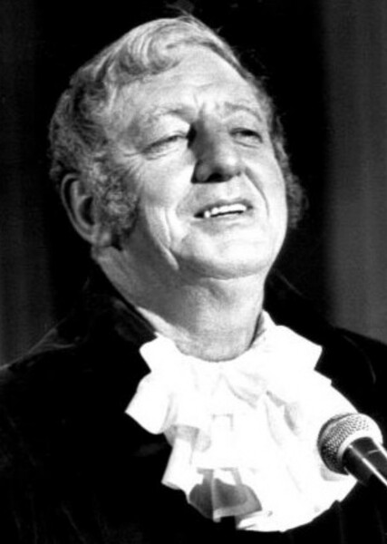 Ray Bolger photo