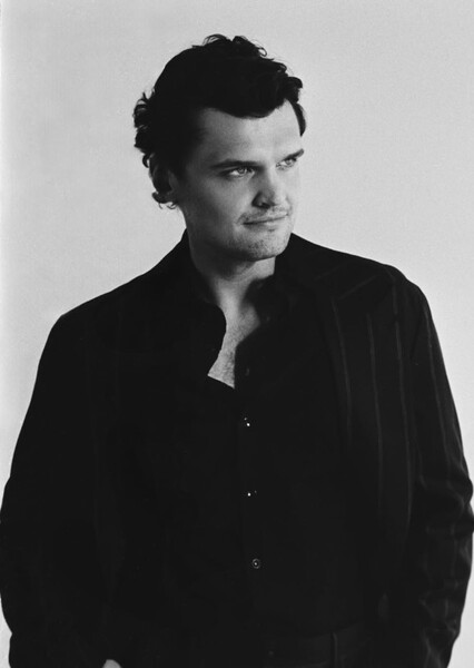 Ray Nicholson photo