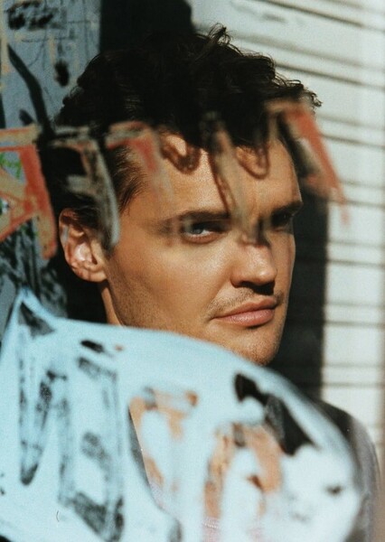 Ray Nicholson photo