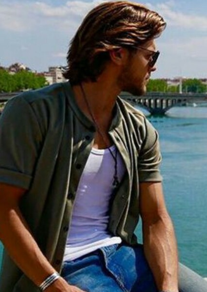 Rayane Bensetti photo