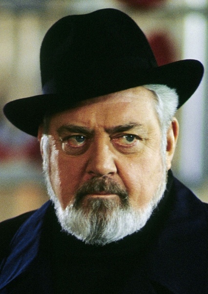 Raymond Burr photo