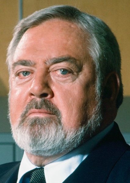 Raymond Burr photo