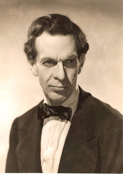 Raymond Massey
