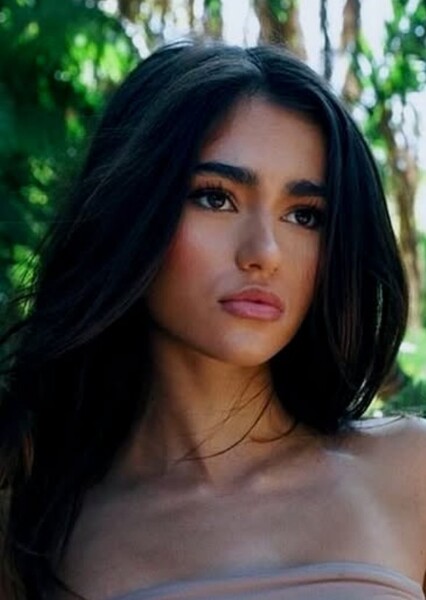 Rayna Vallandingham photo