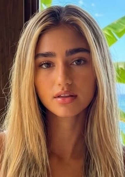 Rayna Vallandingham photo