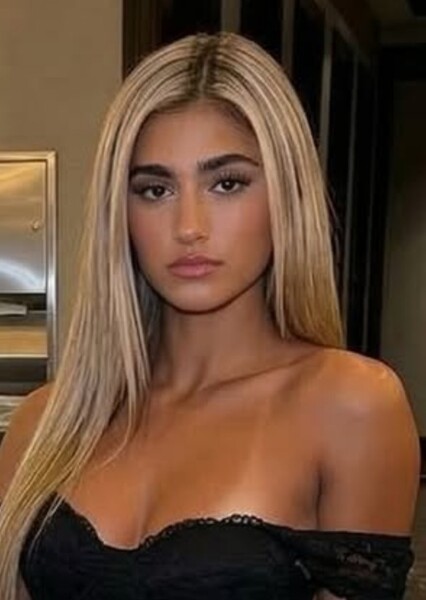 Rayna Vallandingham photo