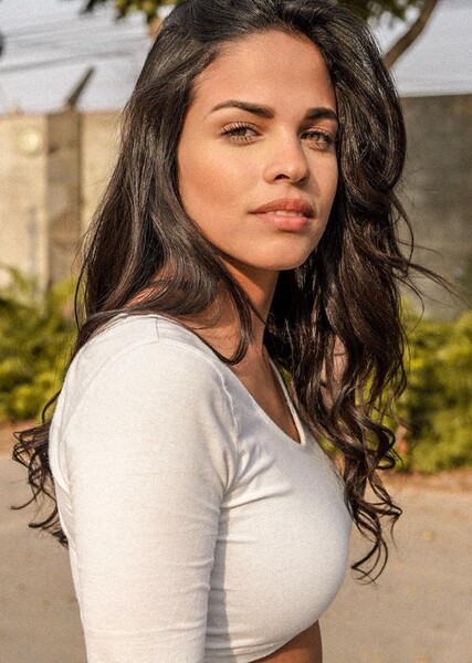 Raysa Ortiz photo