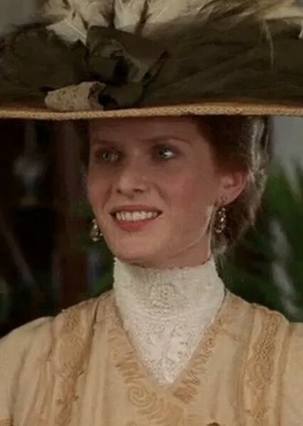 Rebecca Mader photo