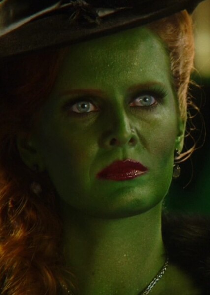 Rebecca Mader photo