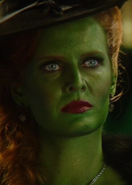 Rebecca Mader photo