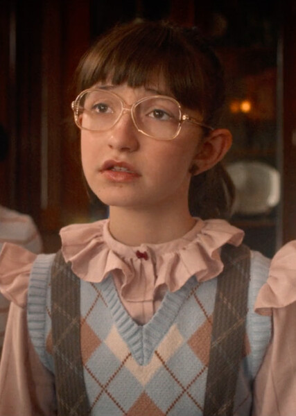 Rebecca (Stranger Things) photo