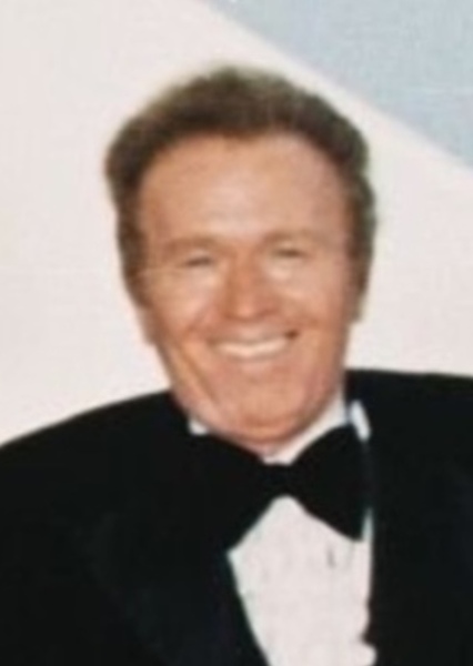 Red Buttons photo