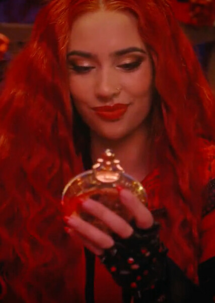 Red (Descendants) photo
