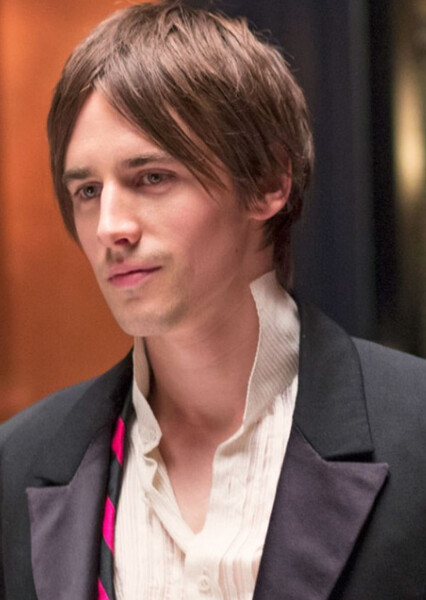 Reeve Carney photo