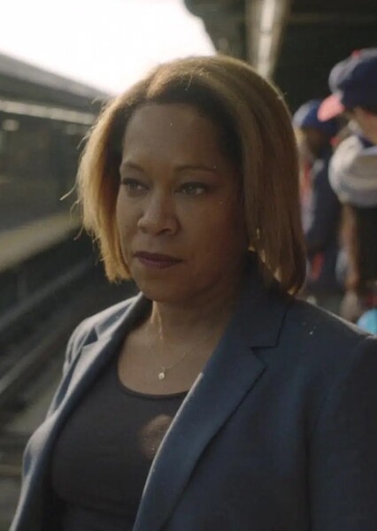 Regina King photo
