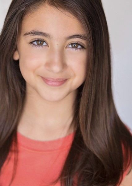 Reina Ozbay photo