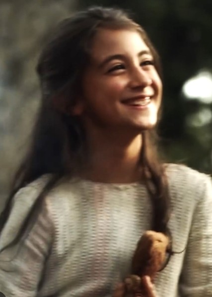 Reina Ozbay photo