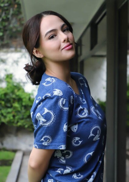 Rita Valenzuela