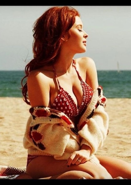 Renee Olstead photo