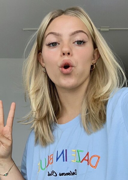 Reneé Rapp photo
