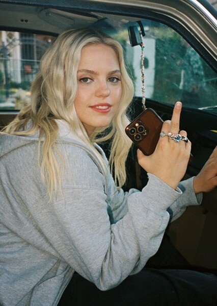 Reneé Rapp photo