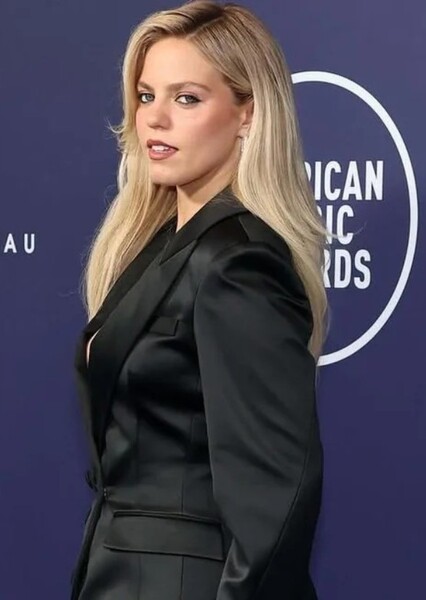 Reneé Rapp photo