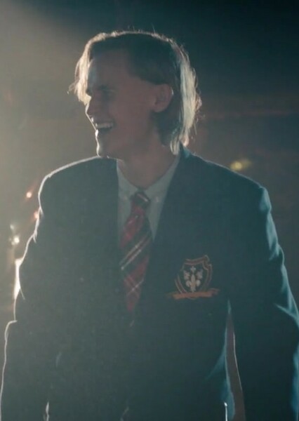 Rhys Wakefield photo