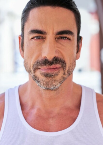 Ricardo Chávez photo