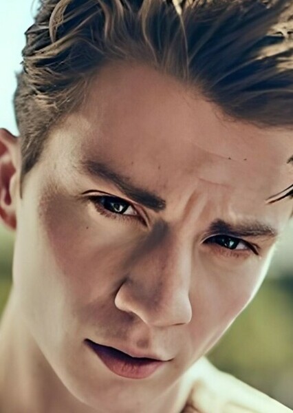 Richard Ellis photo