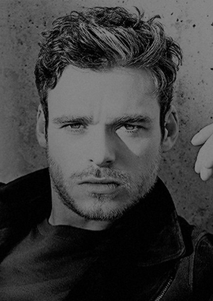 Richard Madden photo