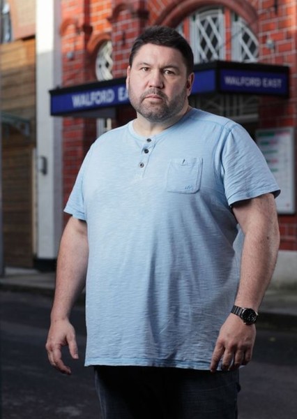 Ricky Grover photo