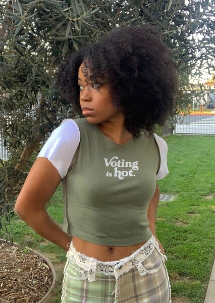 Riele Downs photo