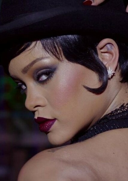 Rihanna photo