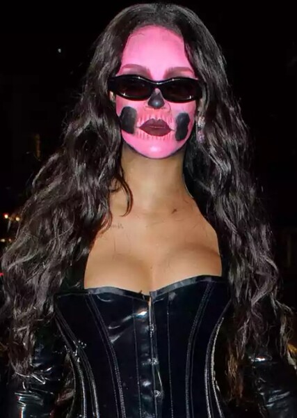 Rihanna photo