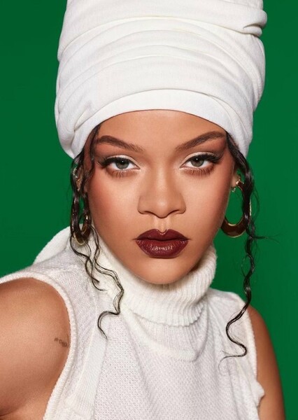 Rihanna photo