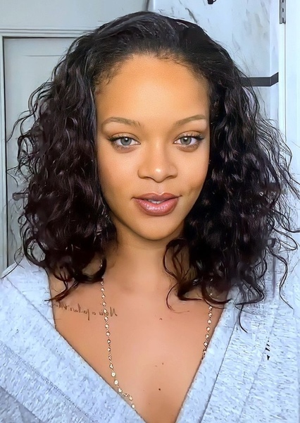 Rihanna photo