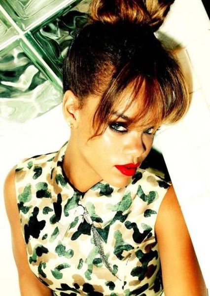 Rihanna photo