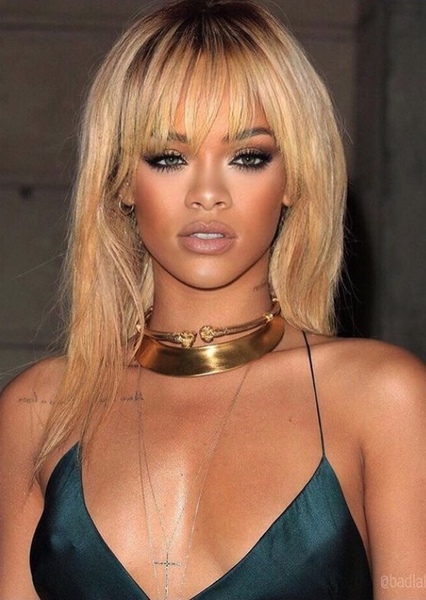 Rihanna photo