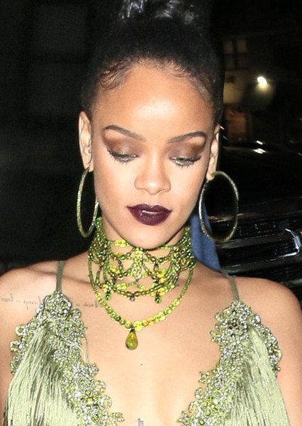 Rihanna photo