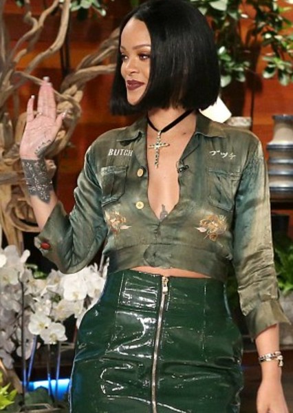 Rihanna photo