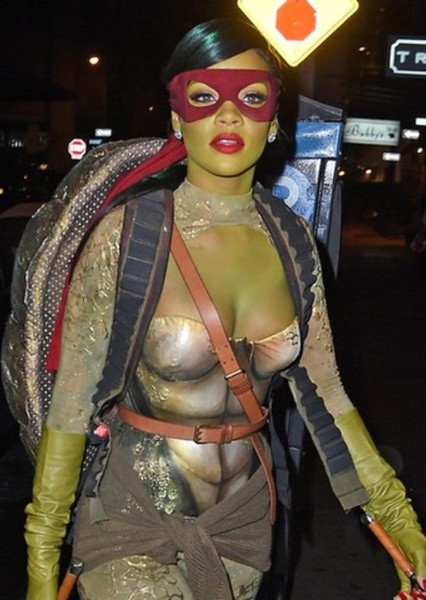 Rihanna photo