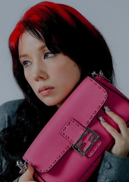 Riisa Naka photo