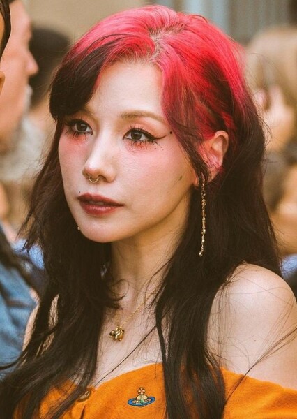 Riisa Naka photo