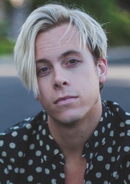 Riker Lynch