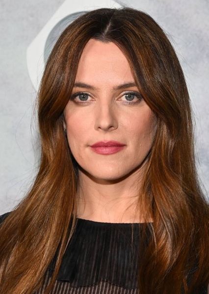 Riley Keough photo